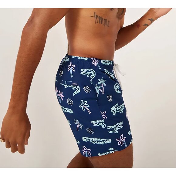New CHUBBIES - XL - The Neon Glades 7" Inseam Men's Swim Shorts Navy Alig Palms - Picture 6 of 8